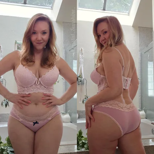 In case you were wondering... YES, you're into older women [F51]