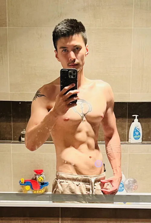 Recently went back to the gym and going back on cutting as welln