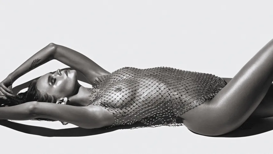 Anastasia - Mavrin B&W - 3840x2160