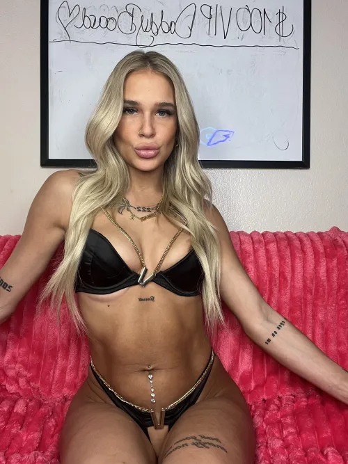 black is superior on blondes