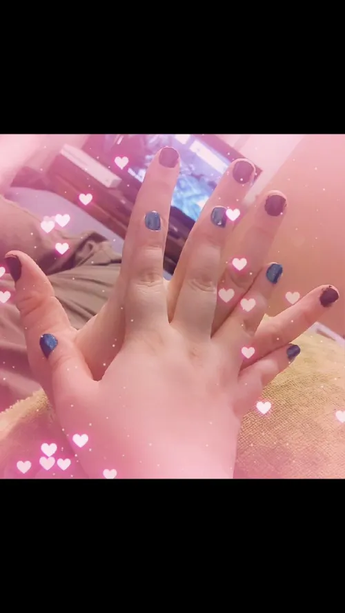Daddy and I did nails together 🥰