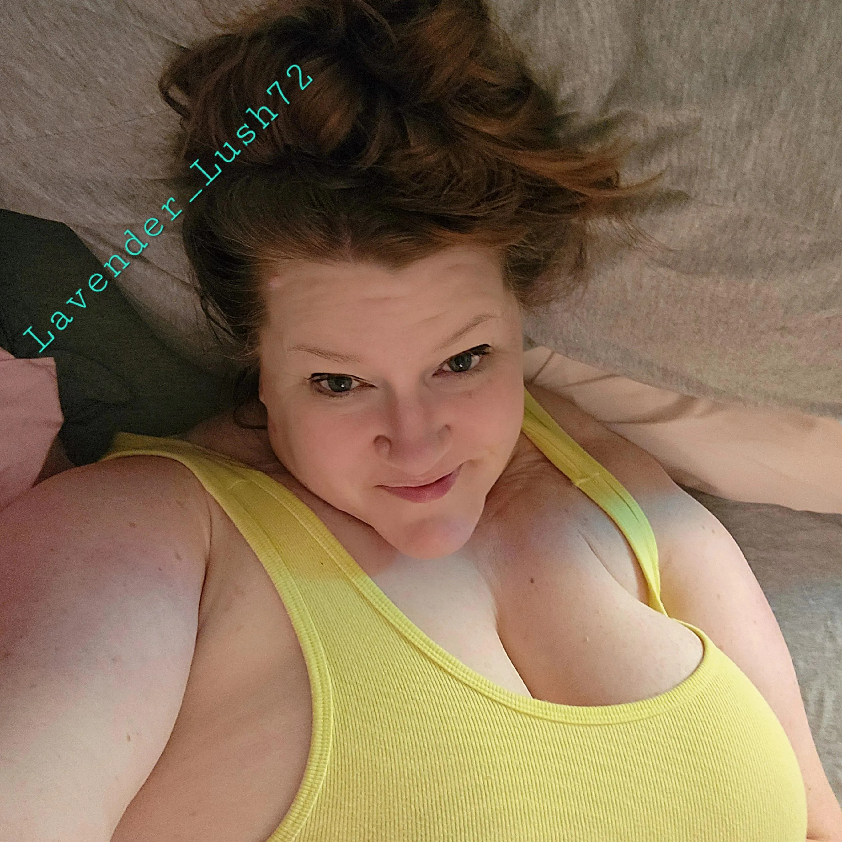 Soft ☁️ pillows to rest your tired head on 🥰 [F52]