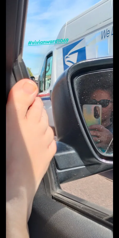 Toes & a Selfie. Like it? #vivianward1069