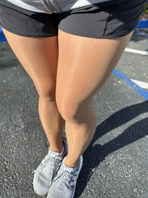 A little outdoor sunshine shimmer!