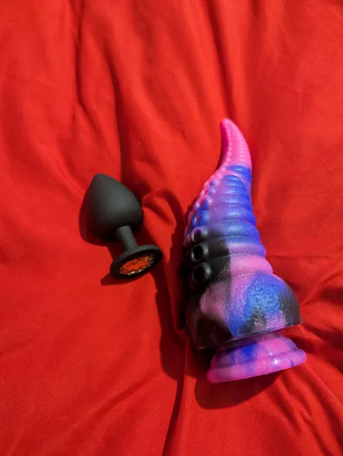 Biggest plug to smallest tentacle