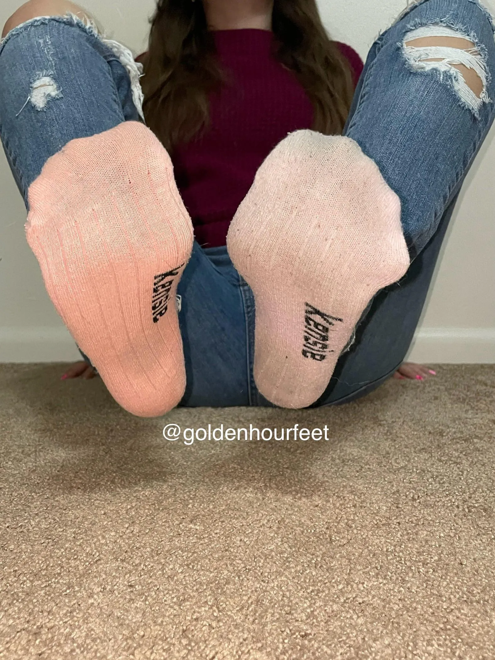 Do you like light or dark socks better?😋 [F]