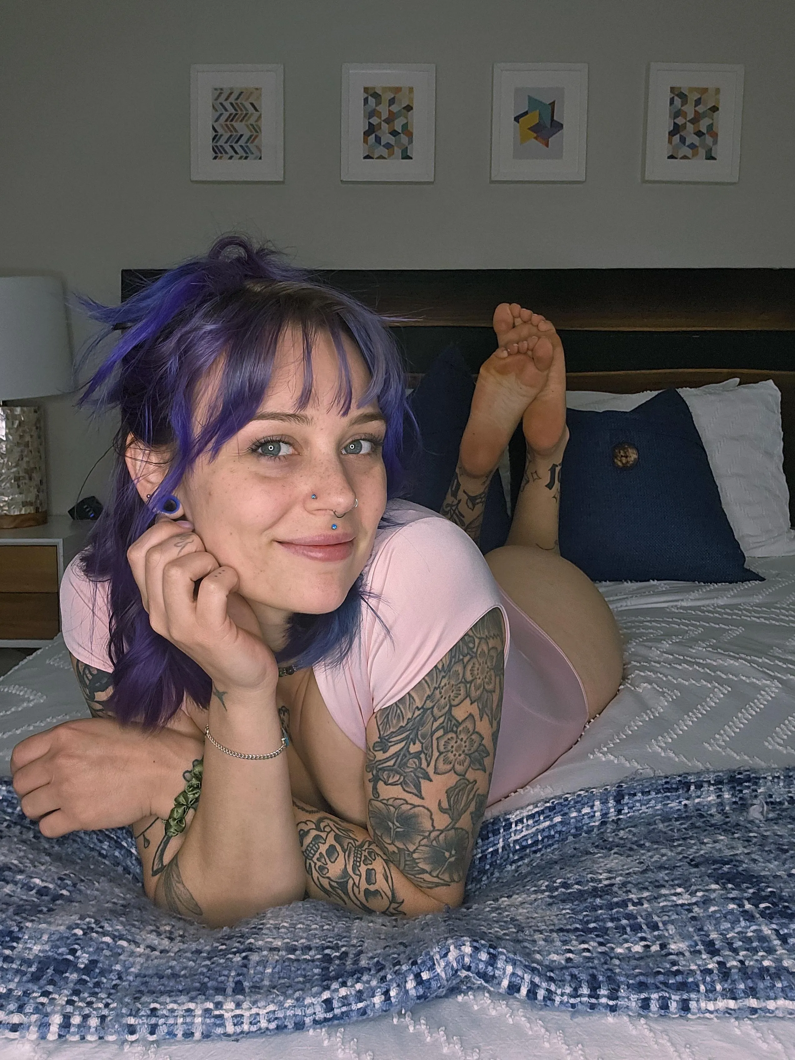 Feeling cheeky ☺️ happy Monday!