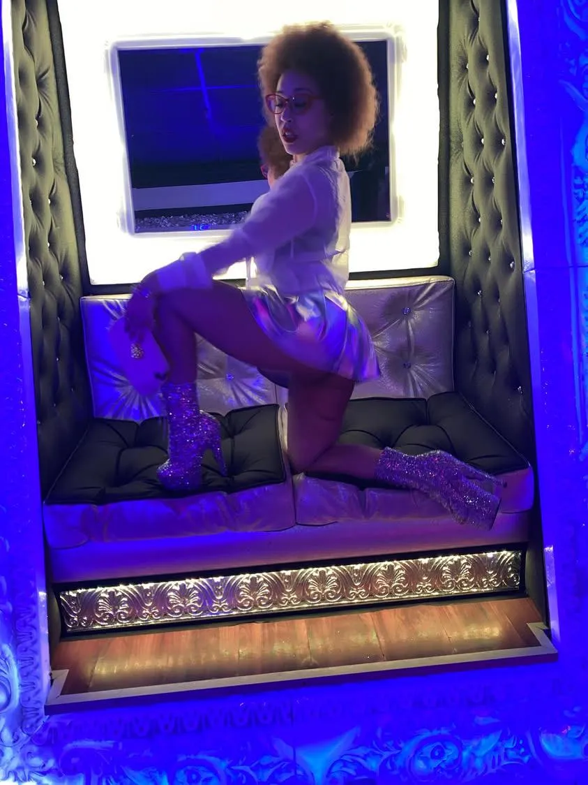 How about a little glitter to make your life sparkle