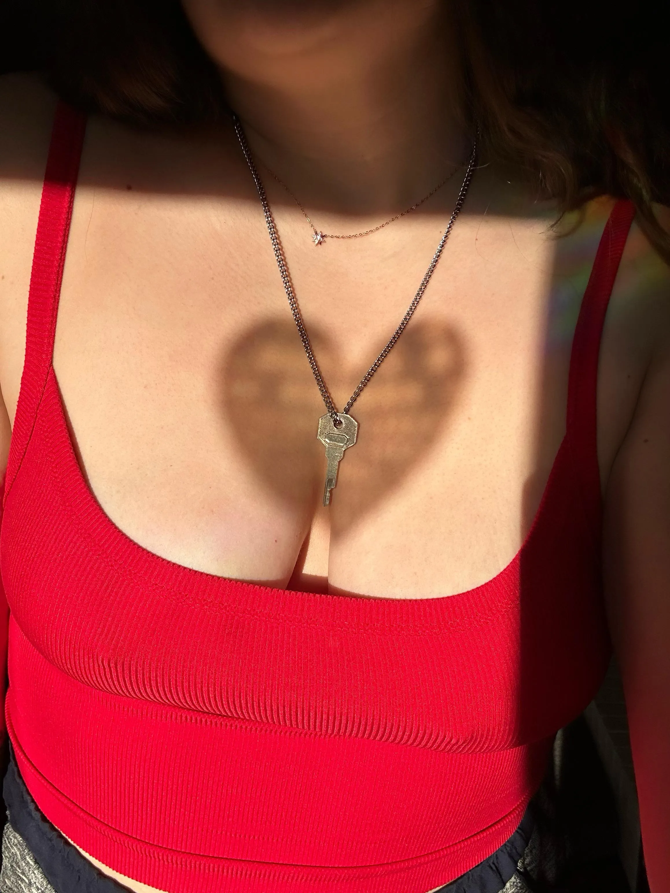 I think we all know the way to my slave’s heart 💖