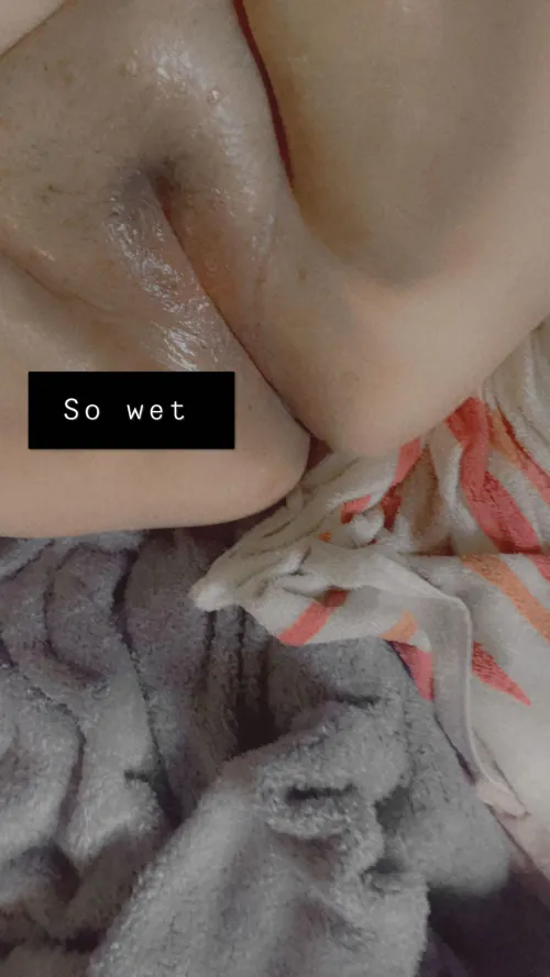 I’m so horny. My fat cunt is Throbbing.