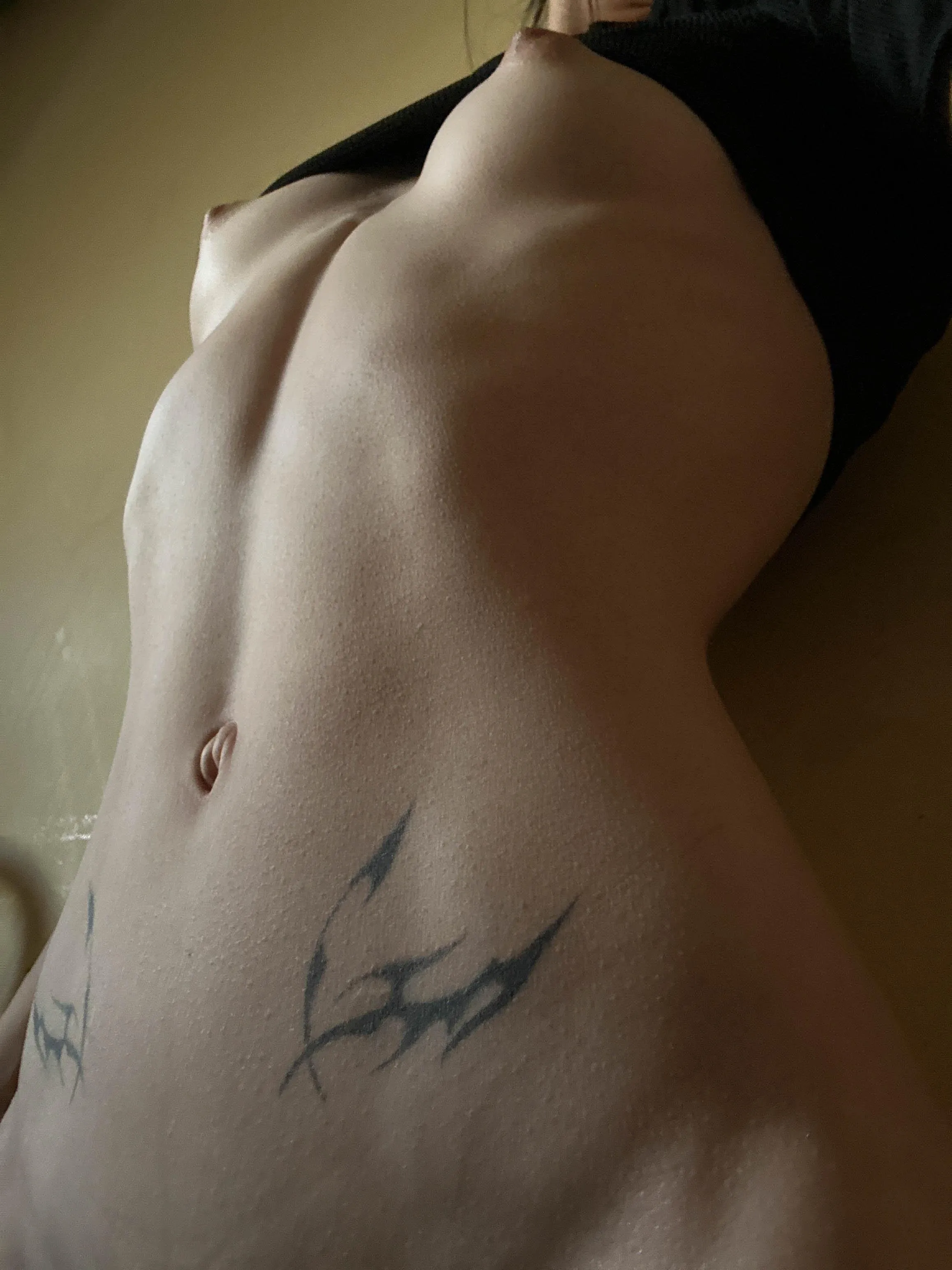 Skinny frame, blazing hot energy