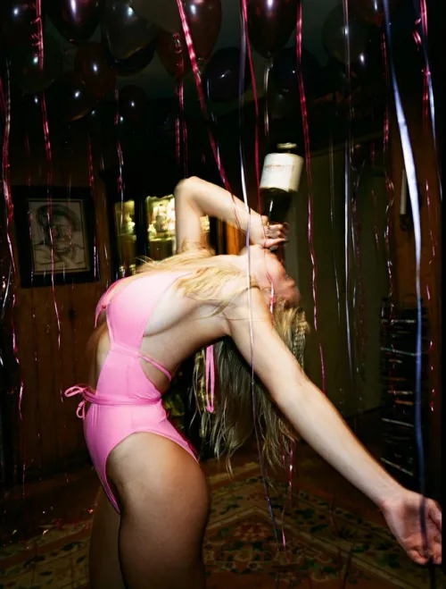 Sydney on the set of Euphoria (2019)