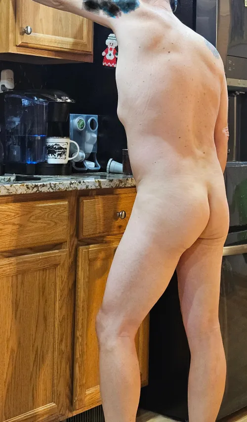 Waiting on the first cup ☕️