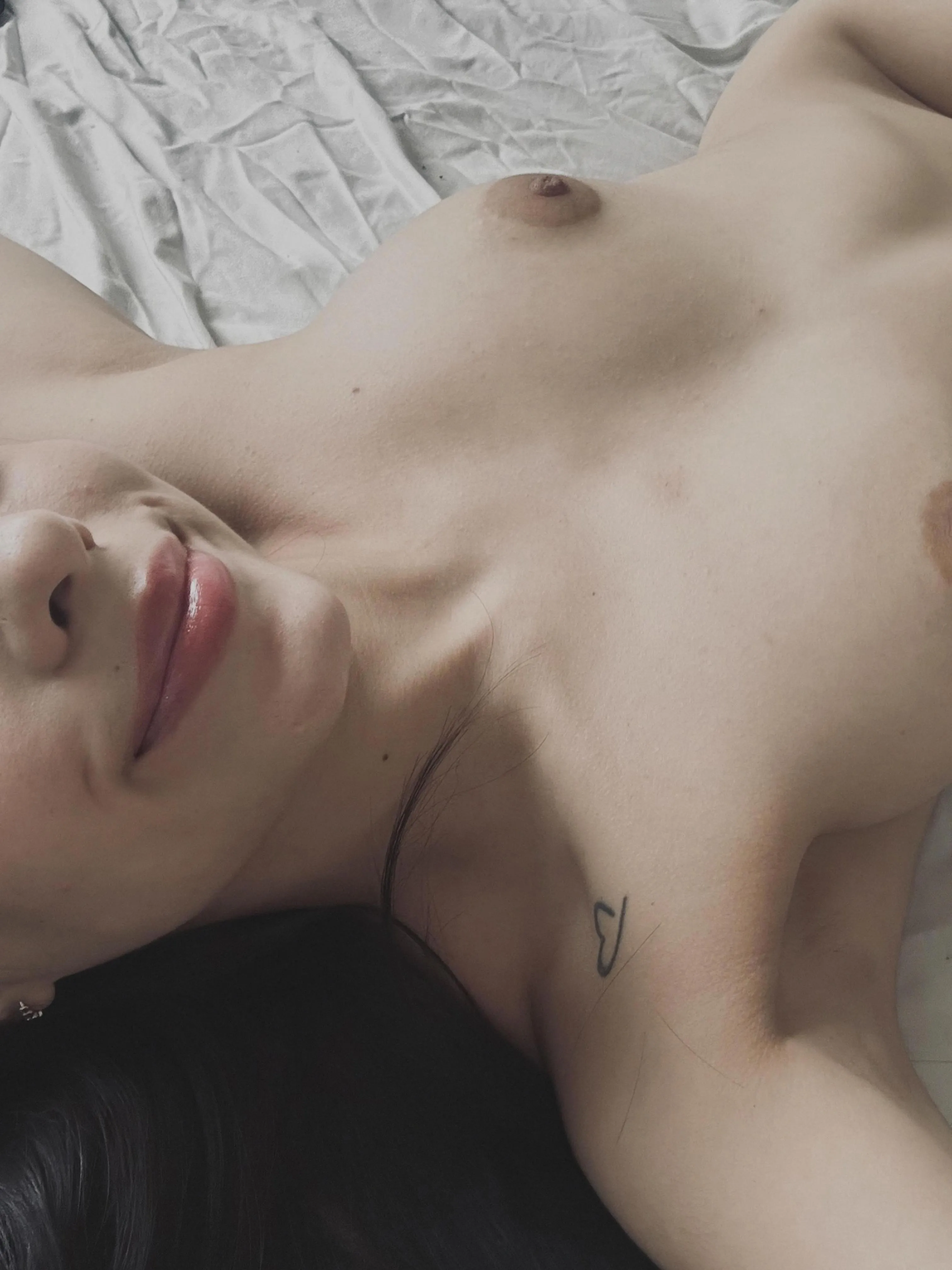 What's your preference: Natural boobs or not?  Snp & Telegrm  koaluvr