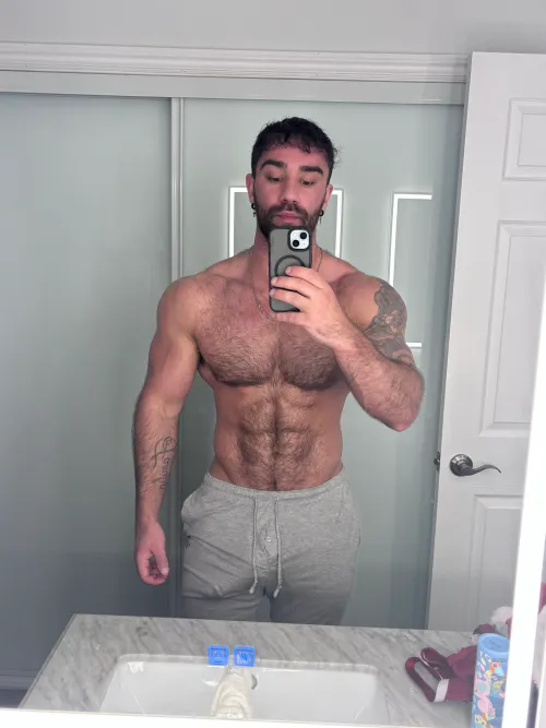 Can't go out because it's bulgin'