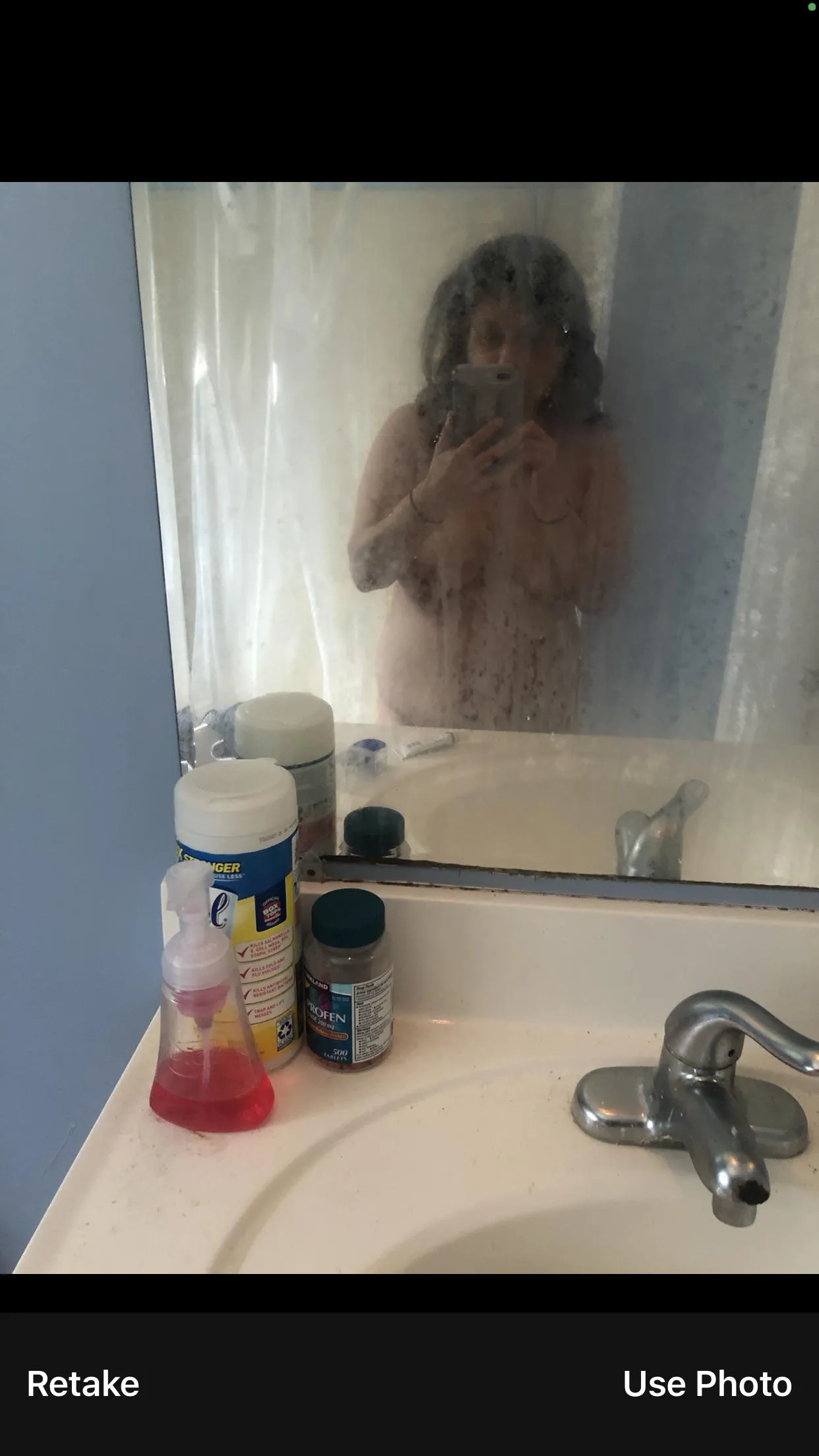 Come find this nerdy milf on only fans