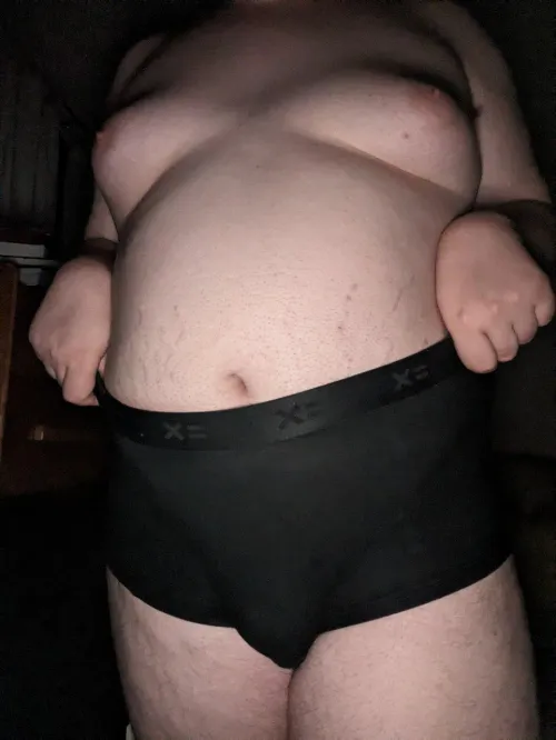 Cumrades, my gock is bulgin' and my tits are loomin'!