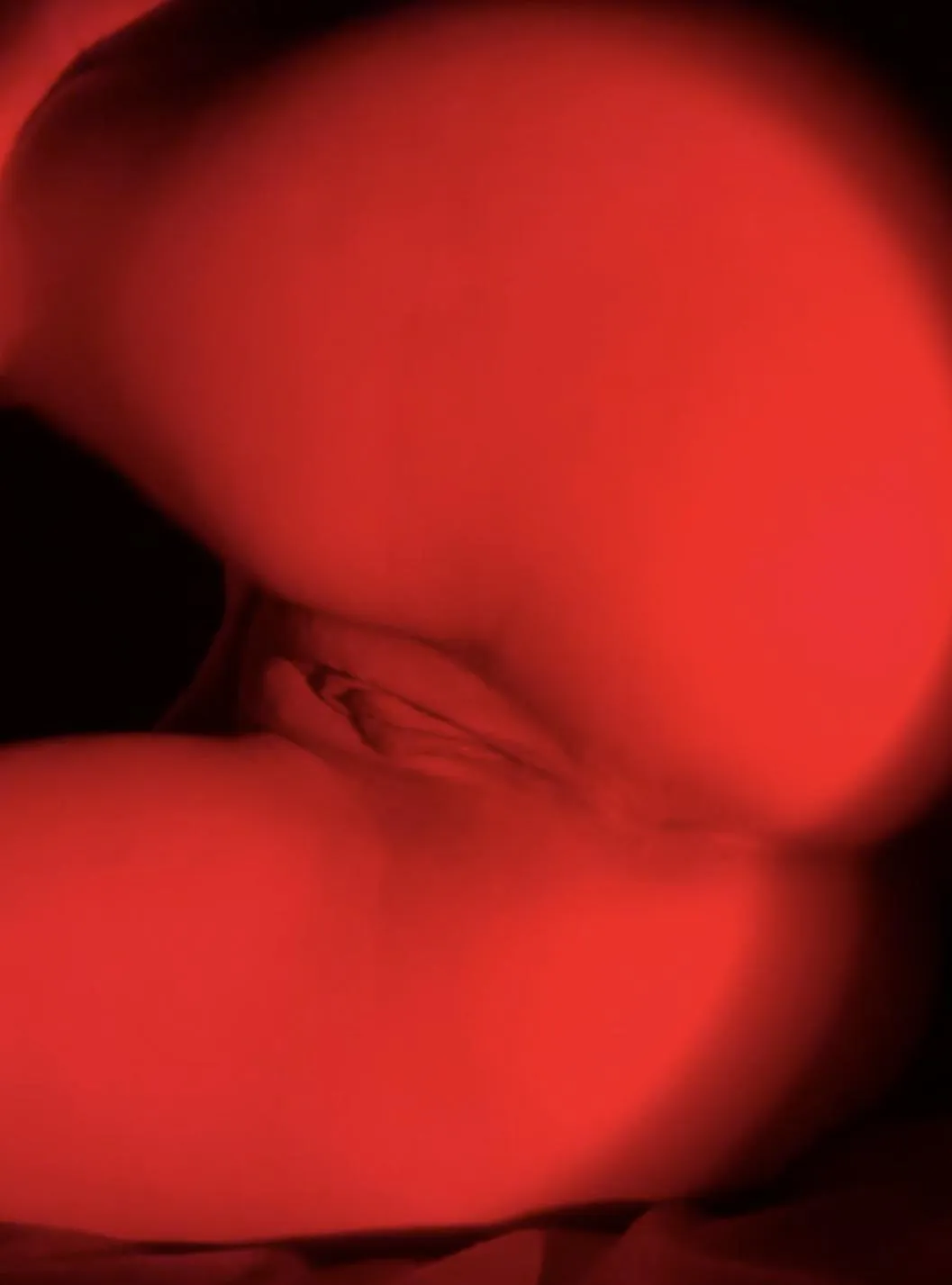 [F19] warm weekend means i get an excuse to go commando 😋