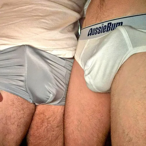 @filthglasx2 Sub twinks drop us a DM on 🐦