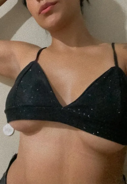 I want to be your favorite brunette..