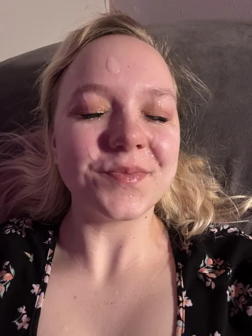 Keeping my face covered and my mouth full as much as possible🥵🥰😍😋💦💦💦💕