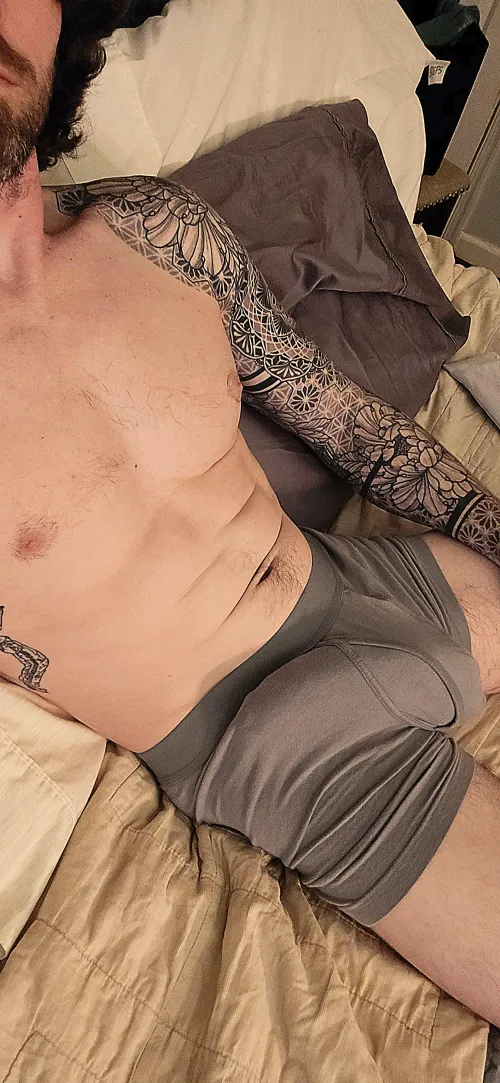 Let's have a lazy Sunday in bed