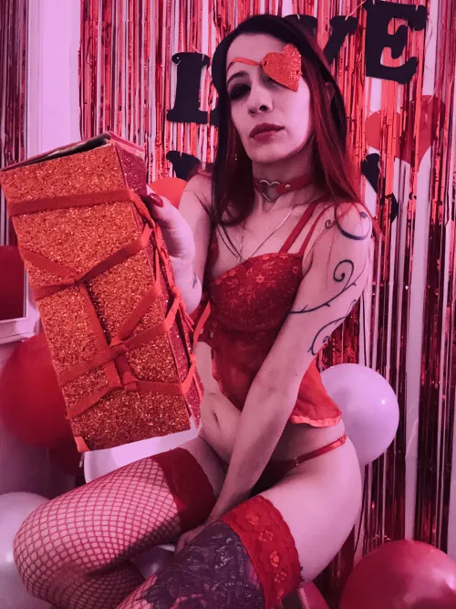 MY valentine's gift. Open it if you dare. It can be the most beautiful thing, or it can be your worst nightmare