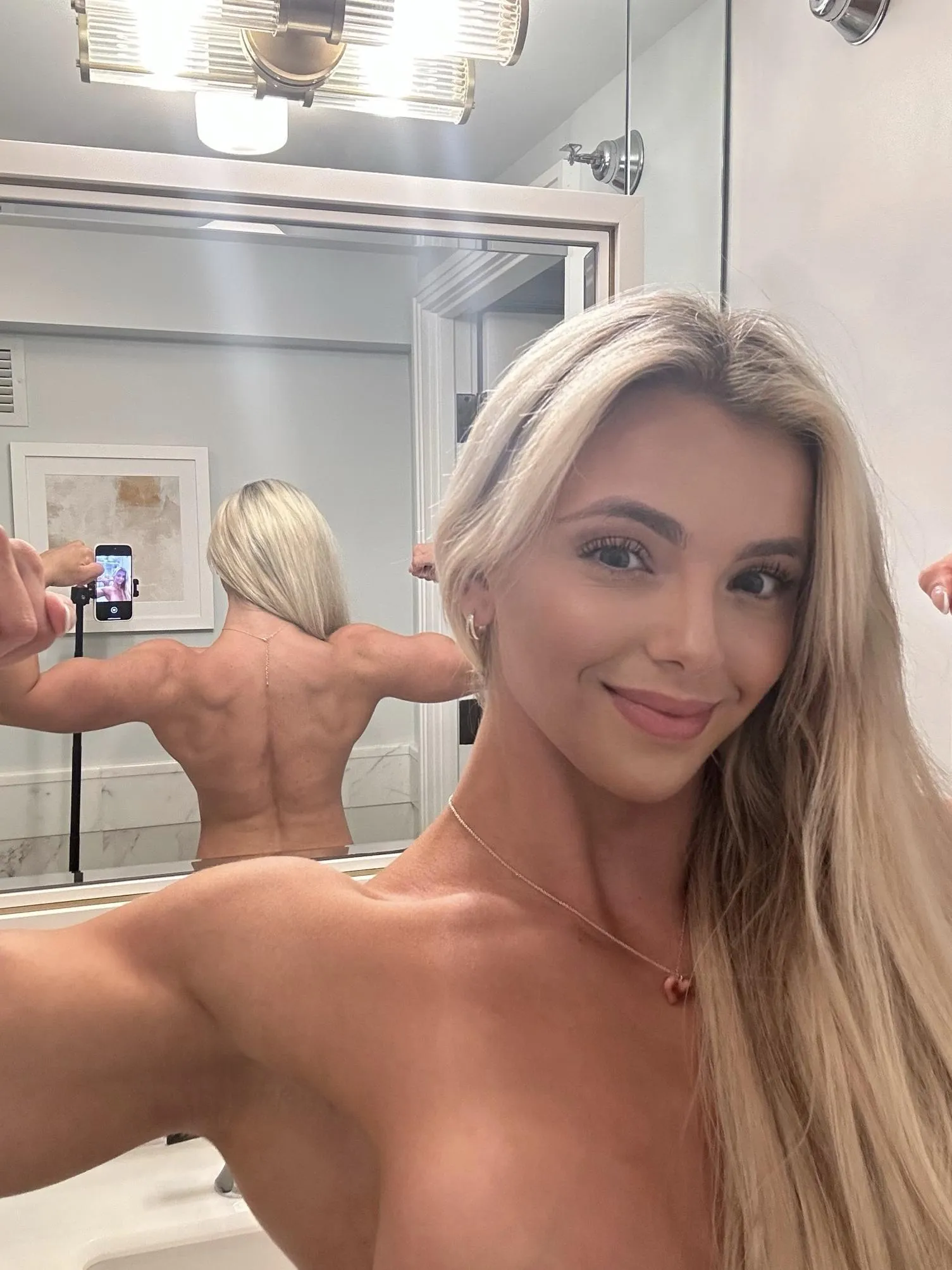 Strong backs are so sexy