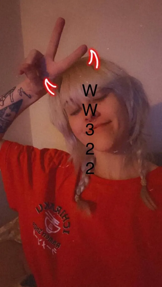 32F this your sign to surrender to your submissive urges 😈