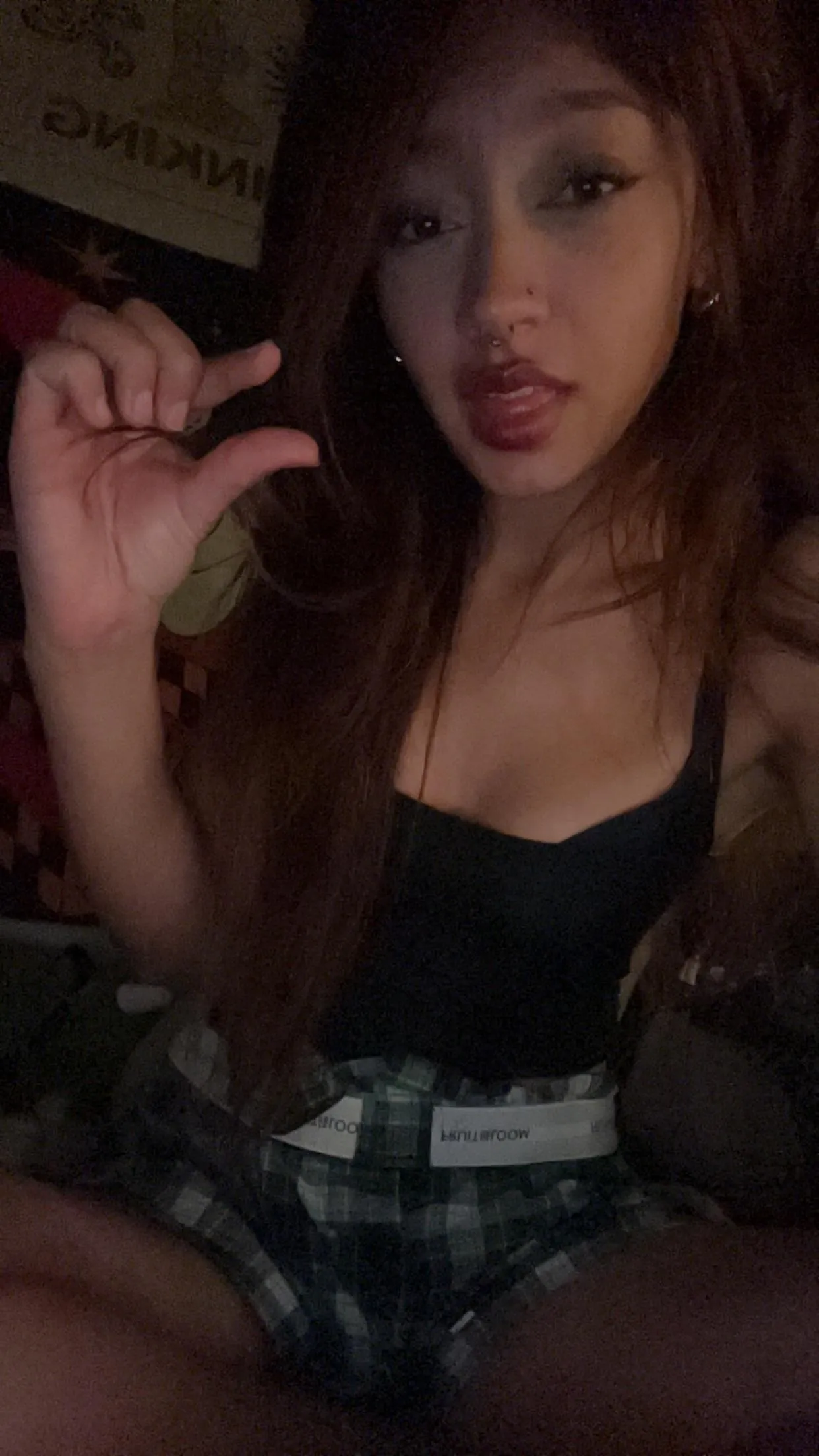 how small and pathetic, how embarrassing for u🤭