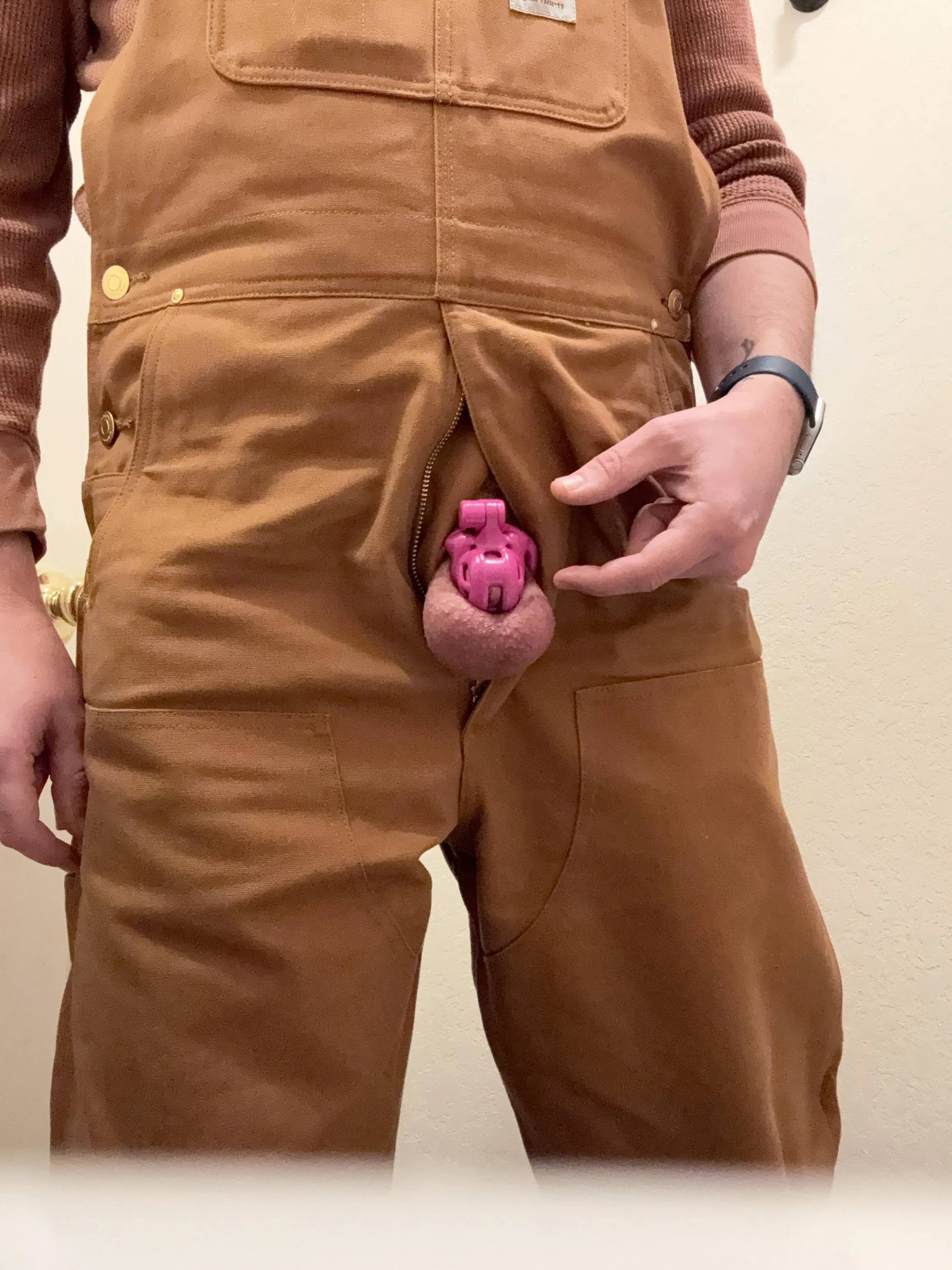 I like to cosplay as a real man, but underneath I know I'm just a little dick faggot. 🔒🍤🤏