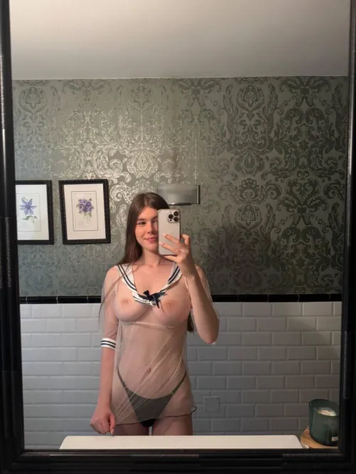 I love it when you can see everything underneath my clothes