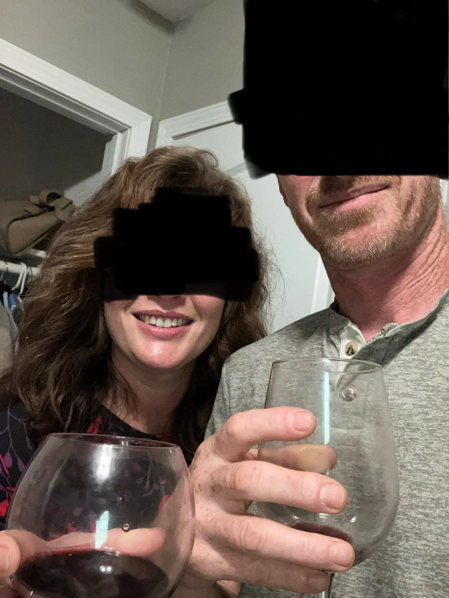 Married 40m/38f - Bull or couple for her