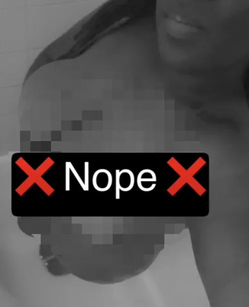 Why would you think you have complete access to an Ebony Queen ? 🤦🏾‍♀️ DENIAL is what you’ll be served endlessly 💋