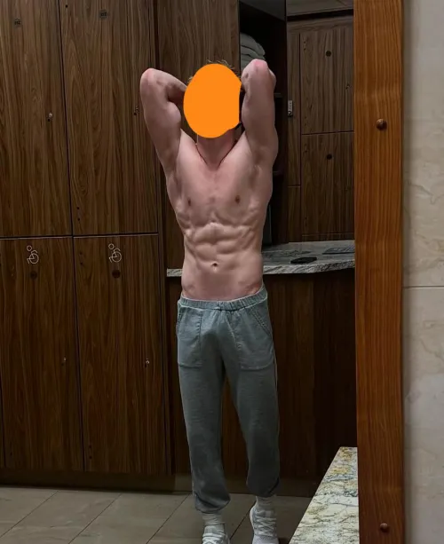 [19] College Wrestler