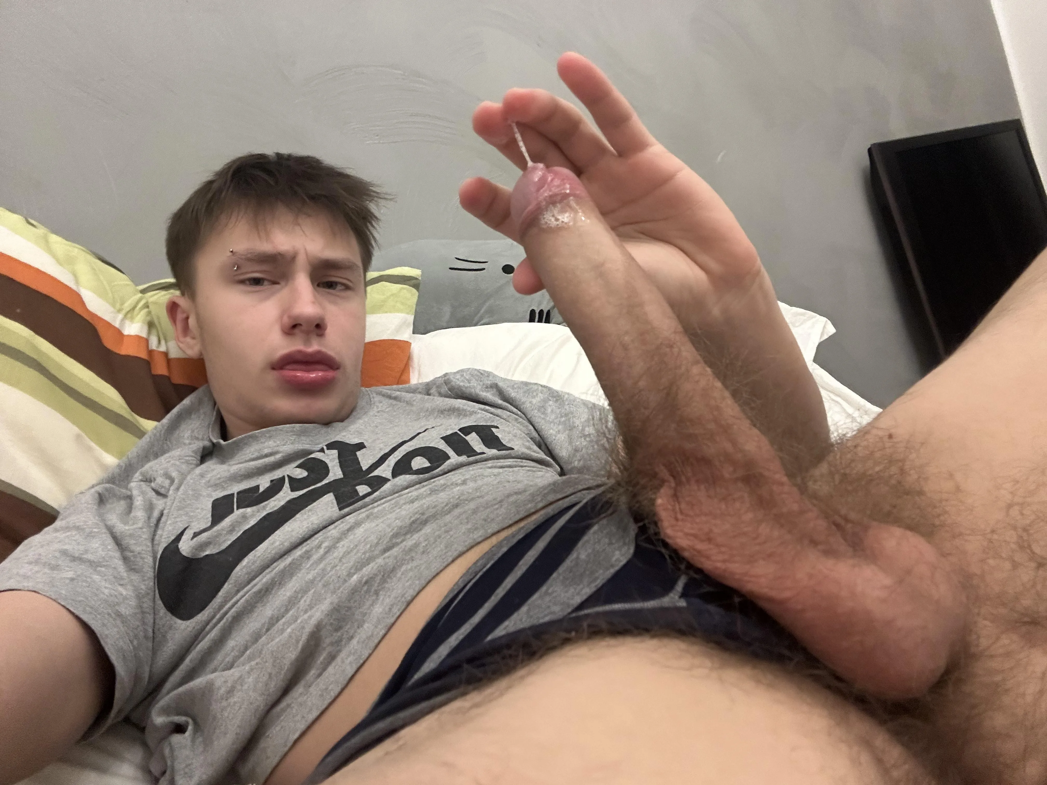 19yo precum