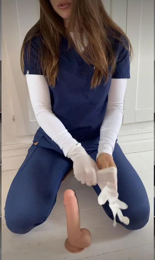 Do you need an examination? 👩🏽‍⚕️🤤💦