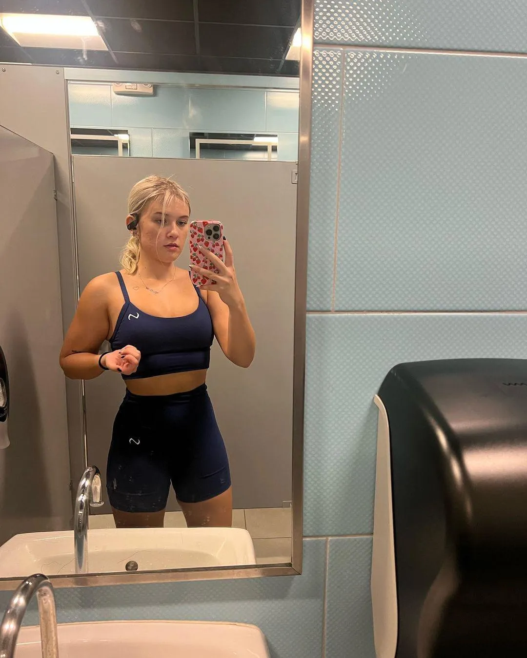 Gonna bully you with these muscles