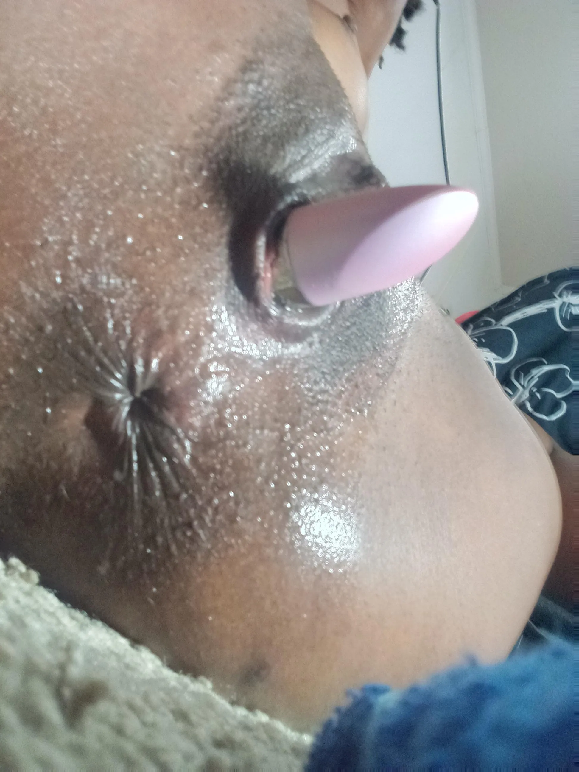 My asshole needs your tongue baby