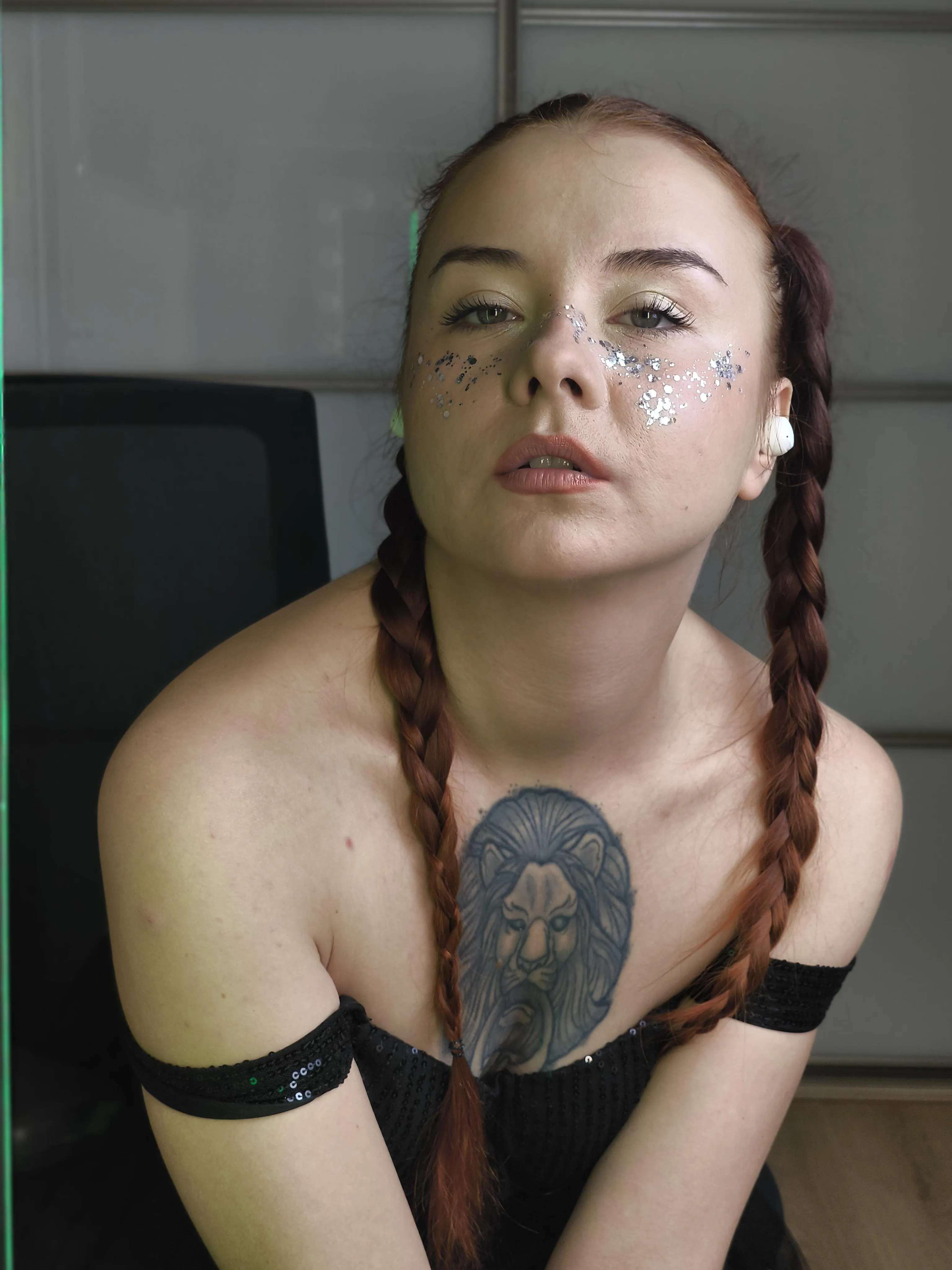 Your hands would look so good tangled in my braids