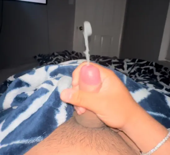 [19] looking to suck east side hmu