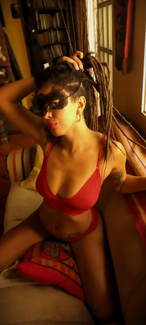 Be a good girl and do exactly as I say.