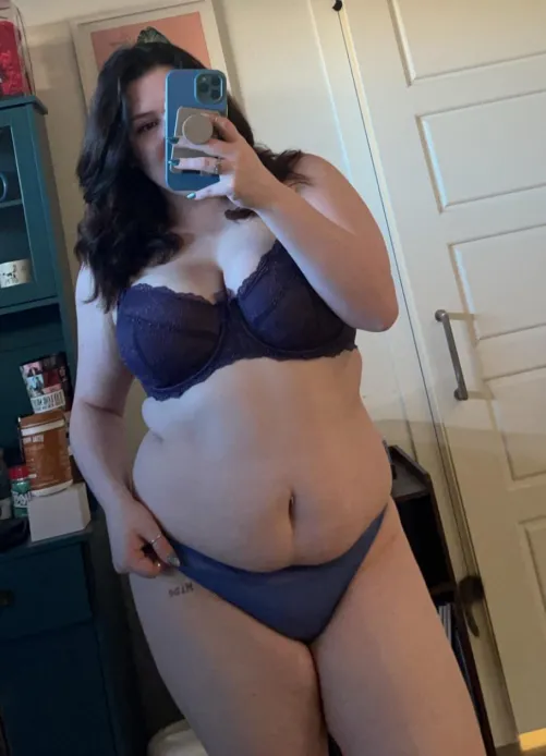 Eyes on me! Good boy, now tell me what you need