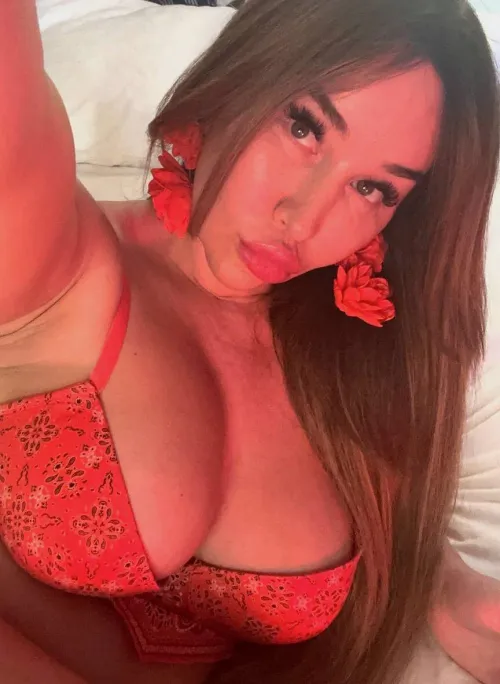 I’m your blind date but I got a cock.. is it a turn on or a turn off? 😇