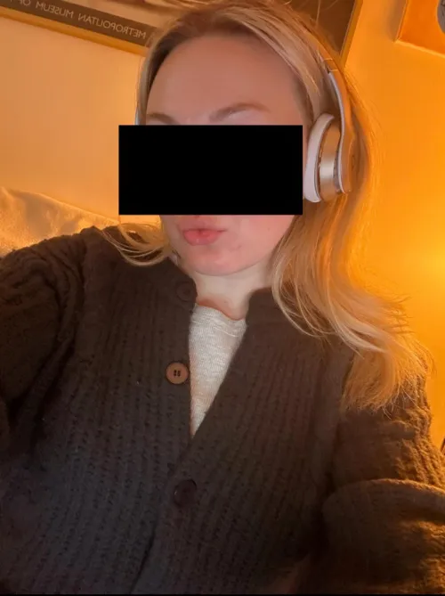 Innocent picture, evil intentions.