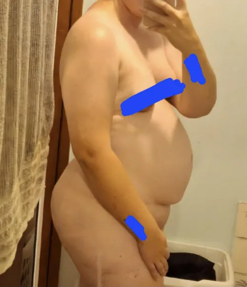 Is it true men like pregnant females?