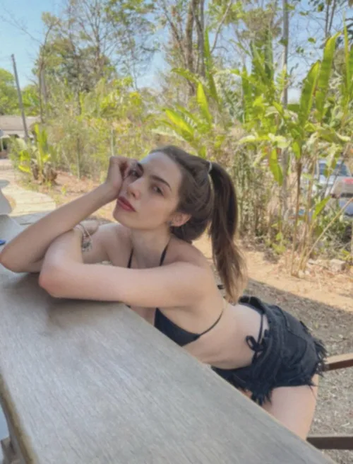 not an accident that i dropped along your feed. :)