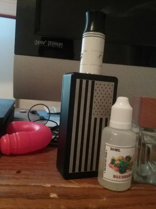 Throw back to my first vape (2015-2016)