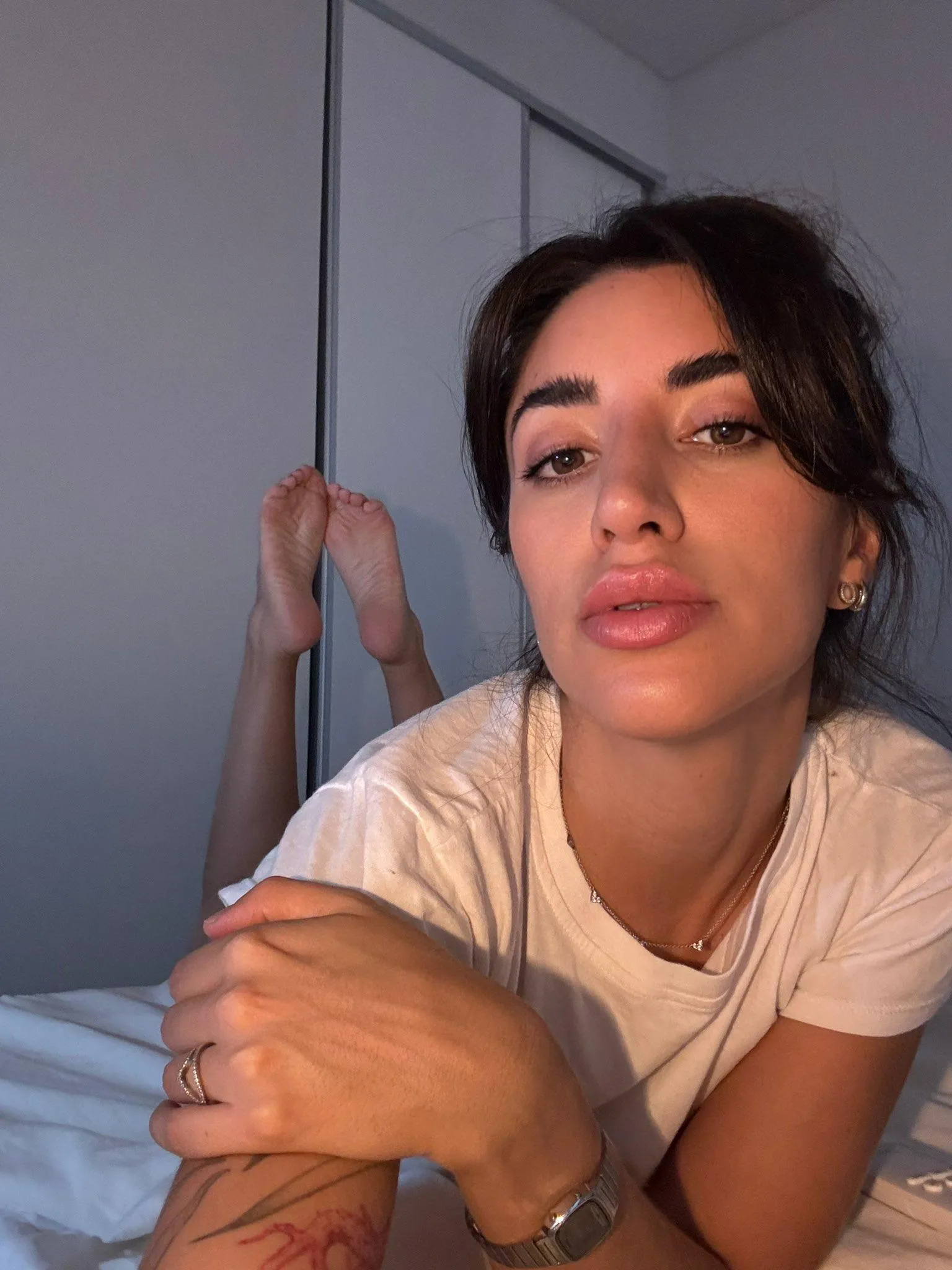 would you rather lick my feet or my lips