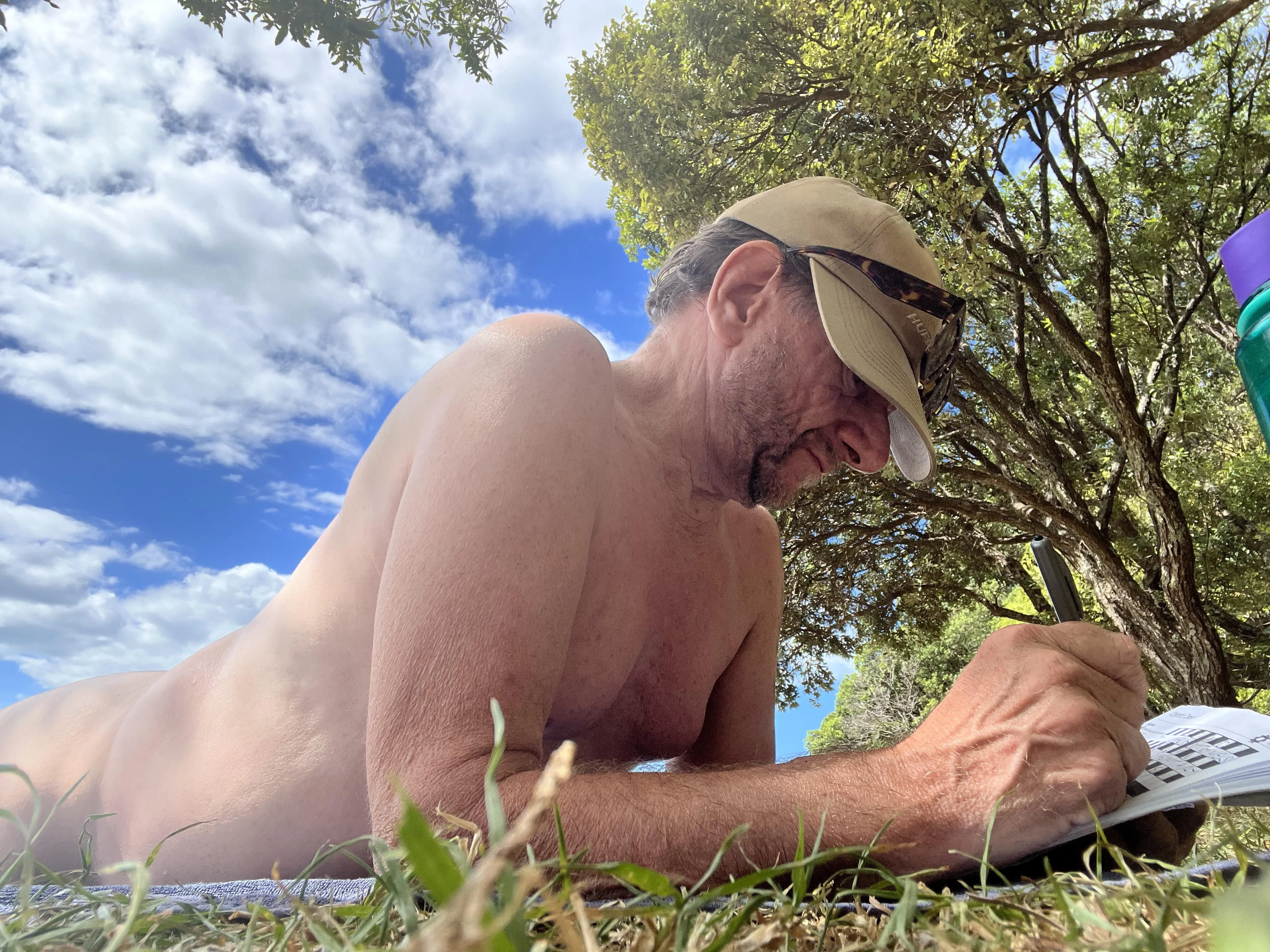 Ahhh. A cryptic crossword in the sun. Can you solve the clue ?